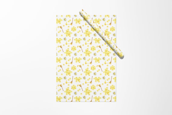 Honeycomb and Daisy Gift Wrap